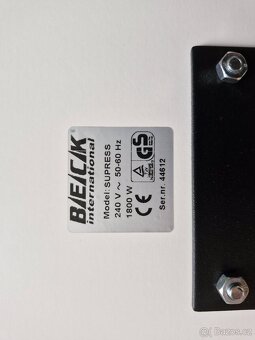 Elektrický domácí žehlící lis - 3