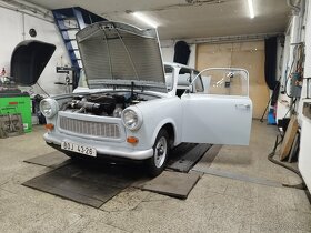 Trabant 601 limusine - 3