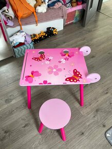 Dívčí stoleček a židlička - 3