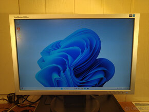 LCD#41 Monitor 20" Samsung SyncMaster 2023nw - 3