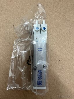 Elektromagnetický ventil Festo VMPA2-M1H-E-PI - 3
