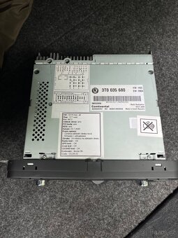 Originální radio škoda superb - 3
