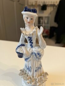 Soška dáma - 3