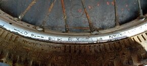 Kolo 19", Japonec moto malé - 3