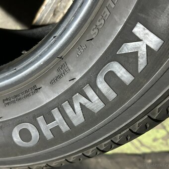 Letní pneu 215/60 R17 96H Kumho 5mm - 3