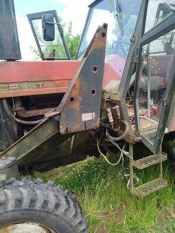 Čelní nakladač na Zetor Crystal - 3