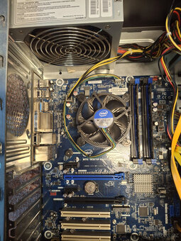 PC Intel Core i5 4430 3.00GHz - 3