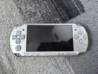 Herní konzole PlayStation portable - 2004 - 3