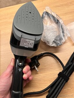 Nový napařovač oděvů Lauben Handheld Steam Iron 1950BC - 3