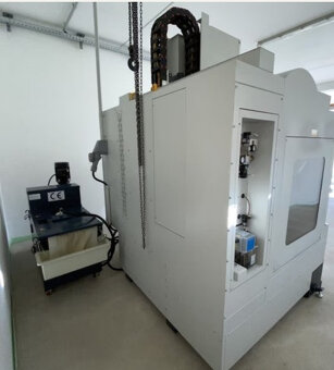 Obráběcí centra - vertikální VC 750 - 3