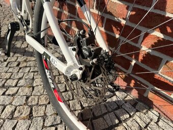 Celoodpružené kolo BMC Bomber - 3