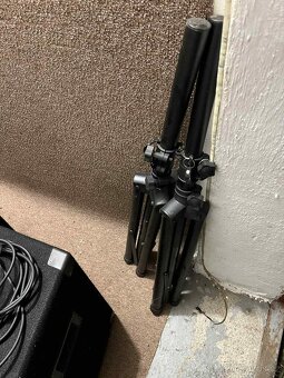 Reproduktory a mixážní pult Alesis - 3