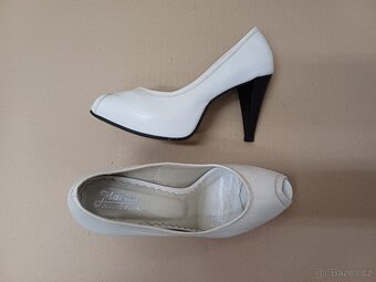 Bílé lodičky se skrytou platformou vel.36 - 3