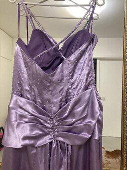 Plesové saténové vyšívané šaty - na větší prsa - Vel. S/M - 3