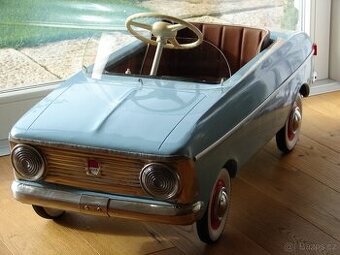 Šlapaci autíčko moskvič po Renovaci - 3