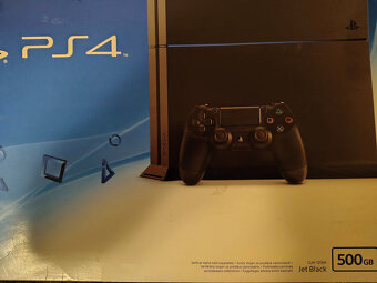 PS4 500gb + 3 ovladače - 3