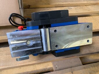 Scheppach EP1100 - elektrický hoblík 1100 W - 3