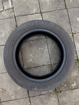 GOODYEAR 205/55R17 - 3