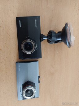 2X autokamera. jedna s vadou - 3