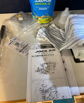 Průmyslový coverlock Jack W4-D-01GBX356 - 3