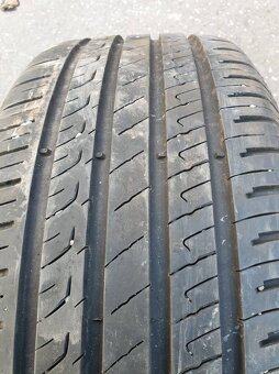 Barum Bravuris 5 -215/55R17V - 3