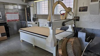 CNC router Jeřábek Delta 200 - 3