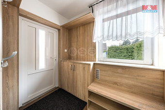 Prodej rodinného domu, 190 m², Nové Dvory - 3