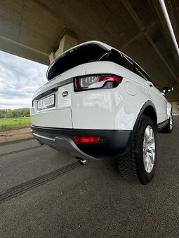 LAND ROVER EVOQUE 2.0TD4 r.12/2018, 150 Pure AWD MANUÁL - 3