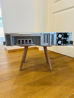 QNAP TVS-871U-RP – NAS server, 8 pozic, redundantní napájení - 3