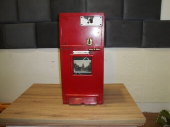 AUTOMAT NA POHLEDNICE - 3