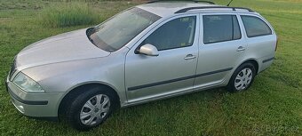 PRODÁM ŠKODU OCTAVIA II COMBI - 3