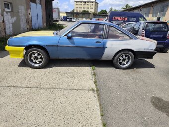 Opel Manta B GT/E r. 1978, platné doklady, eko placeno - 3