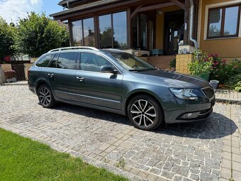 ŠKODA SUPERB KOMBI 2015 2.0TDI AMBITION PLUS - 3