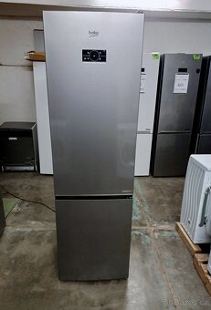 Nová lednice BEKO NeoFrost 203 cm, ZÁRUKA B5RCNA406HXB - 3