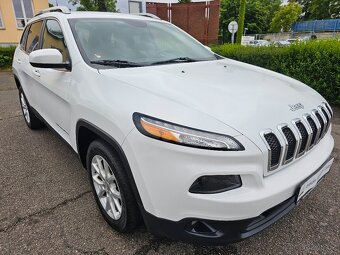 JEEP CHEROKEE 2016 3.2 V6 202kW LATITUDE,NAJETO 100 000KM - 3
