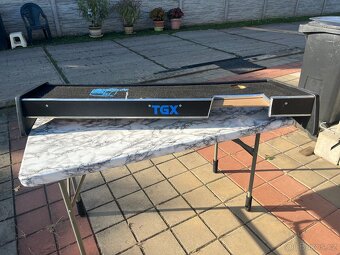 Odkládací stolek MAN TGX - 3