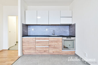 Pronájem bytu 2+kk, Kyjevská, Starý Lískovec,  17 900 Kč/měs - 3