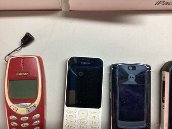 Stare telefonyNabizim několik znacek - 3