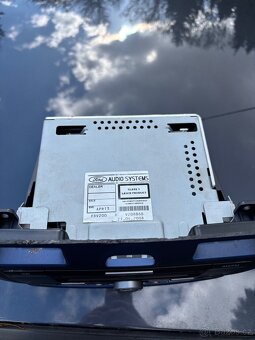 Rádio do auta FORD FIESTA 200& - 3
