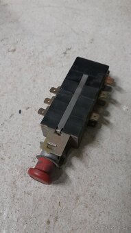 Přepínač výstražných světel multicar - 3