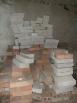 Stavební materiál různé - 3