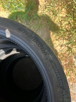 Pneu Hankook 255/35/20 - 3