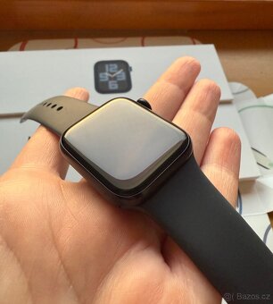 Apple Watch SE - 3