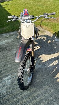 Enduro cross 250 - 3