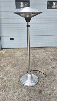 Výkonný vertikální elektrický ohřívač na terasu - 3