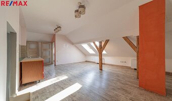 RD Těšíkov u Šternberka 3x byt - 3