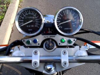 Hezká klasická Yamaha XJR 1200 v originálním stavu. - 3