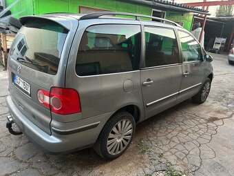 Sharan 2.8i - 3