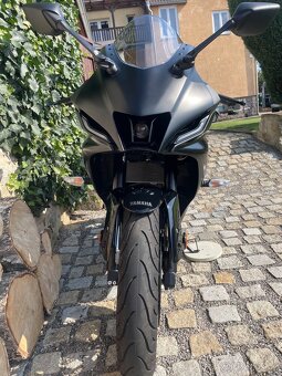 Yamaha YZF-R 125 - 3