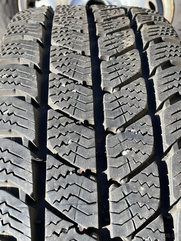 Zimní sada 5x120 original Volkswagen T5 T6 205/65 R16C - 3